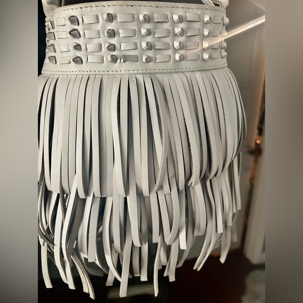 Cleobella White Leather Fringe Shoulder Bag - Picture 8 of 8